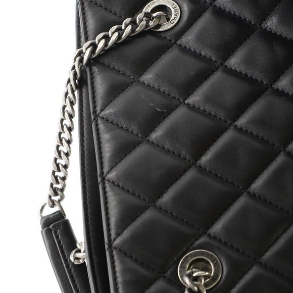 SOLD✨✨✨Chanel Urban Delight Chain Tote Quilted Lambskin Small Black - Picture 10 of 10